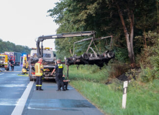 Schwerer Verkehrsunfall auf der A2 zwischen Luthe und Rasthof Garbsen Unfall A2 zwischen Kolenfeld und Rasthof Garbsen