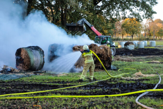 Feuerwehreinsatz: Strohballenbrand in Schulenburg