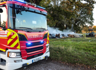 Feuerwehreinsatz: Strohballenbrand in Schulenburg