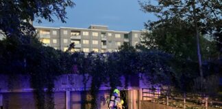 Feuerwehrmann im Einsatz am Spessartweg.