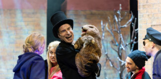 theater für niedersachsen: „Und täglich grüßt das Murmeltier - Das Musical“, im Bild: Karsten Oliver Wöllm (Buster)
