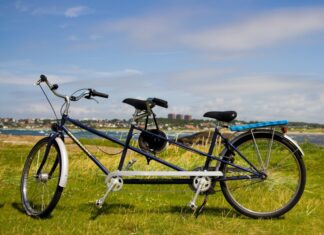 Mit dem Tandem durch Frankreich: Ein Reisebericht vom Atlantik zum Mittelmeer Fahrrad / Tandem