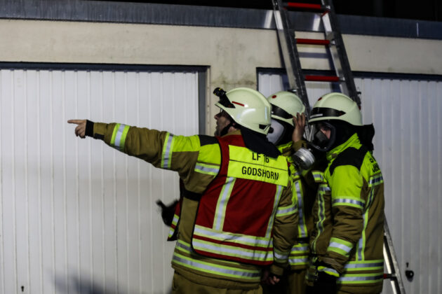 Wohnungsbrand in Wiesenau / Feuerwehreinsatz