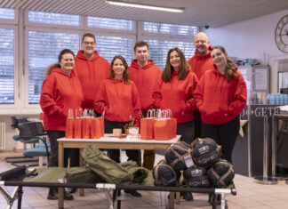 Wärme schenken: Sparkasse Hannover unterstützt Obdachlosenhilfe mit 20.000-Euro-Spende (vo.li.): Jasminka Ramtschi, Christopher Kluck, Katharina McCallin, Stanislav Sterkel, Semra Dogan, Markus Lehnemann und Zoe Sorbisz von der Sparkasse Hannover, die sich neben der Arbeit auf unterschiedliche Art und Weise für die Obdachlosenhilfe engagieren.