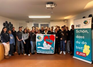 Jugendrotkreuz bildet 30 neue „Herzensretter“ aus Jugendrotkreuz bildet 30 neue „Herzensretter“ aus.