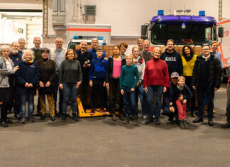 Wenn Hilfe verbindet: Rotarier packen bei den Johanniter-Weihnachtstruckern mit an Johanniter - Weihnachtstrucker