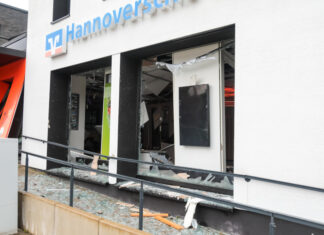 Versuchte Geldautomatensprengung in Langenhagen Geldautomatensprengung