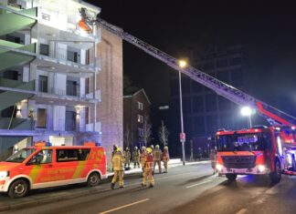 Feuerwehr rettet 46-Jährige aus brennender Wohnung in Hannover Wohnungsbrand in Hannover