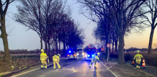 Ortsfeuerwehr Engelbostel schon früh im Einsatz.