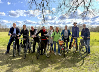 Langenhagen radelt wieder für das Klima: Startschuss zum STADTRADELN 2025 am 18. Mai Langenhagens Bürgermeister Mirko Heuer und seine Kolleginnen und Kollegen treten auch in diesem Jahr wieder kräftig in die Pedale.
