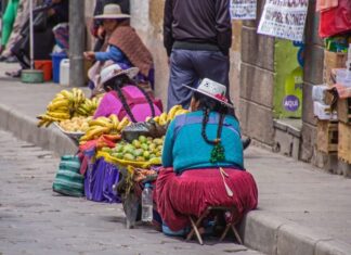 „Menschen dieser Erde“ – Fotoausstellung von Reinhard Scharkowski im Senioren- und Pflegestützpunkt Nord "Menschen dieser Erde" - Fotoausstellung von Reinhard Scharkowski