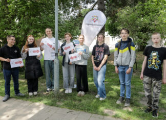 Pfand statt Müll: Jugendparlament bringt neue Pfandringe in den Stadtpark Langenhagen Jugendparlament startet Projekt „Pfandringe" im Stadtpark Langenhagen