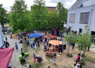 Sommerfest für die ganze Familie im Haus der Jugend Sommerfest im Haus der Jugend