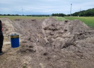 Sprengung einer Weltkriegs-Luftmine in Garbsen erfolgreich durchgeführt Kopf einer Luftmine erfolgreich gesprengt.