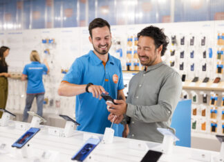 Coolblue kommt nach Hannover: Neuer Elektronik-Store eröffnet im November Coolblue / Beratung im Store