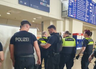 Gefährliche Waffen aus dem Verkehr gezogen – Großkontrolle am Hauptbahnhof Hannover Großkontrolle Hannover Hauptbahnhof