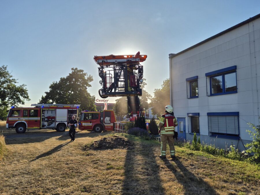 Realit tsnahe Gefahrgut bung Bei Reemtsma Ortsfeuerwehr Langenhagen 