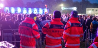 Johanniter „Rocker-Retter“ beim Deichbrand-Festival.