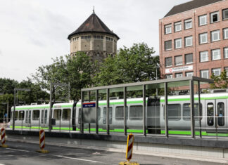 Hochbahnsteig „Alter Flughafen“ offiziell eröffnet – Investition von 8 Millionen Euro in modernen Nahverkehr Hochbahnsteig Alter Flughafen