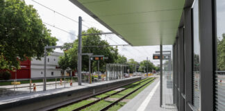 Hochbahnsteig Alter Flughafen