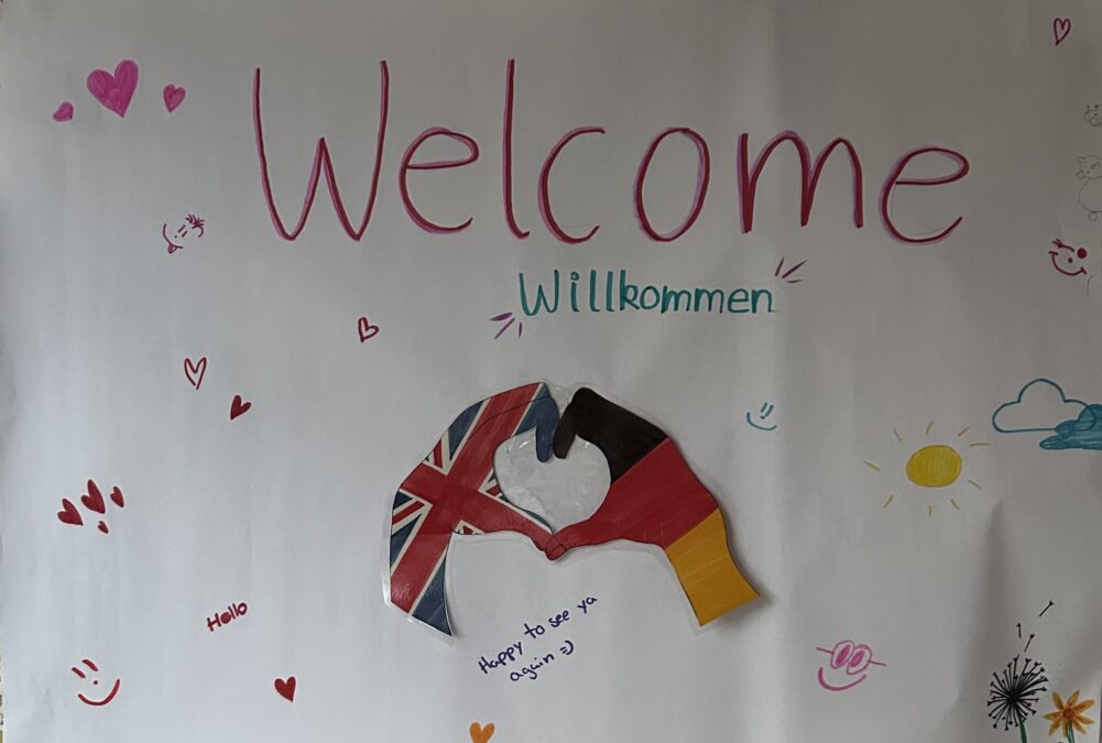 willkommensplakat der jugendlichen