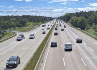 Erster bundesweiter Tag der Autobahn Autobahn / Verkehr / Reiseverkehr