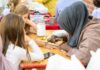Kunstvolle Henna-Handbemalung – ein Hauch aus 1001 Nacht mit Yasmin Hussein.