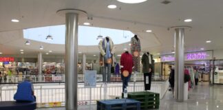 Statische Modenschau im CityCenter 2024