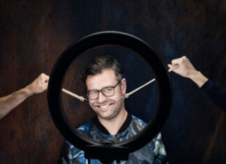 C. Heiland präsentiert neues Programm „Wahre Schönheit kommt von außen!“ im daunstärs C. HEILAND „Wahre Schönheit kommt von außen!“