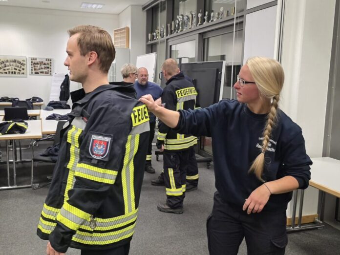 Feuerwehr Celle-Hauptwache übt praxisnah für mehr Sicherheit im Einsatz