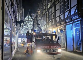 Feuer in der Celler Altstadt: Gastronomieküche in Vollbrand Feuer in der Celler Altstadt