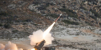Das Flugabwehrraketensysteme Patriot beim "scharfen Schuss" auf Kreta.