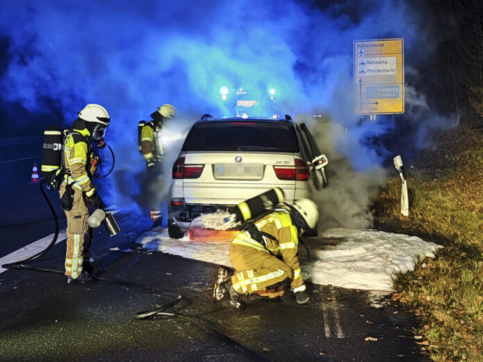 PKW-Brand auf der B522 PKW-Brand auf der B522