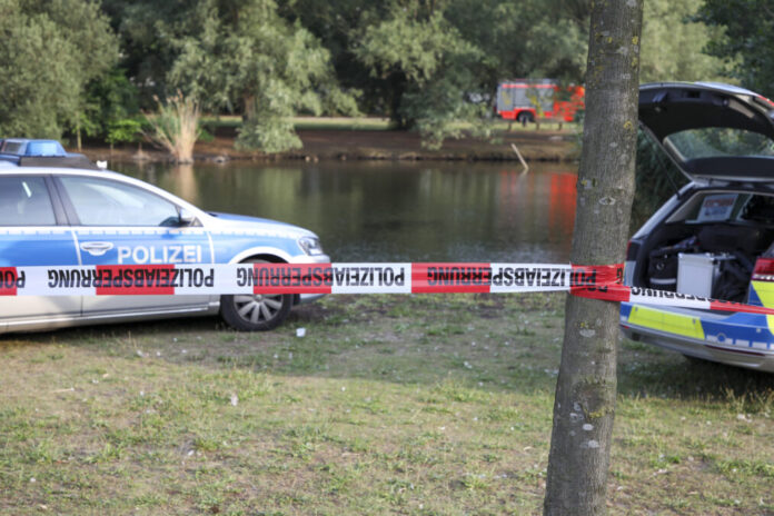 Symbolbild: Wasserrettung / Polizei / Feuerwehr