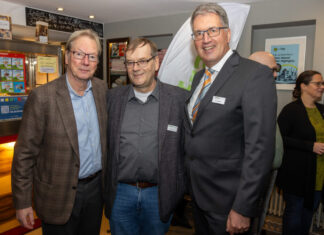 60 Jahre U-Bahn-Bau in Hannover: infra feiert historisches Jubiläum Der ehemalige infra-Geschäftsführer Stefan Harcke und die heutige infra-Spitze mit Martin Vey und Christian Weske (von links).