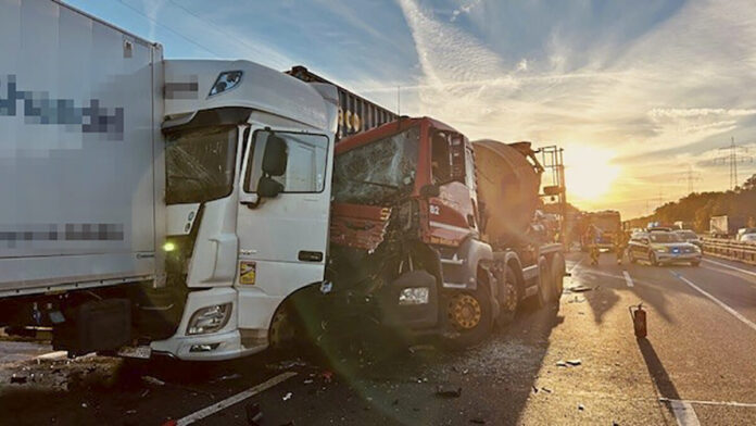 LKW-Unfall auf der A2