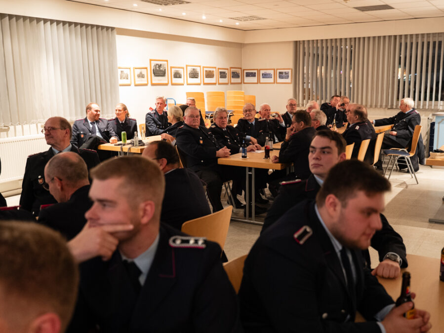 mitgliederversammlung der ortsfeuerwehr langenhagen.