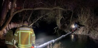 Feuerwehr Hannover stoppt Umweltgefahr.