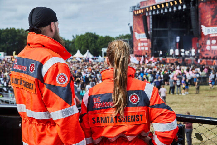 Ehrenamtliche Johanniter, im Einsatz beim Deichbrand-Festival in Cuxhaven