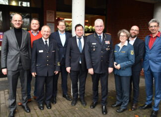 Neues Feuerwehr- und THW-Museum entsteht in Fulda: Gemeinsam gegründetes Leitmuseum mit bundesweiter Bedeutung Gruppenbild: Partner des neuen Museums.