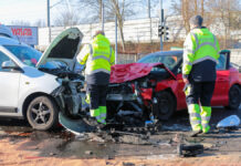 Tödlicher Verkehrsunfall in Hannover-Hainholz: Frau stirbt nach Kollision auf Kreuzung Verkehrsunfall Hainholz