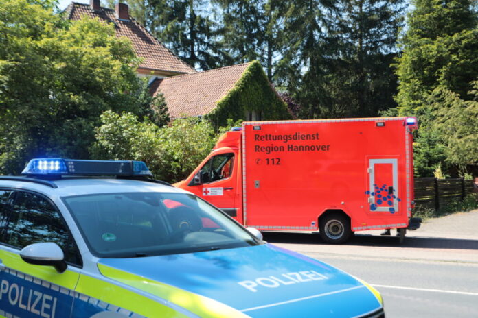 Rettungsdienst / Polizei Symbolbild: Rettungsdienst / Polizei