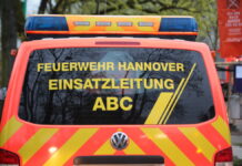 gasaustritt am lister platz: monteur verletzt, gebäude geräumt feuerwehr hannover