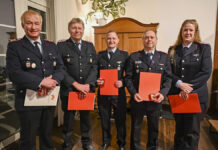 Jahreshauptversammlung der Feuerwehr Engelbostel: Rückblick, Engagement und Weichenstellungen für 2026 Für 50 und 25 Jahre Mitgliedschaft ausgezeichnet wurden: v.l. Carsten Trieloff, Heinrich Bruns, Daniel Schremmer, Robert Heidrich u. Stefanie Kahle.