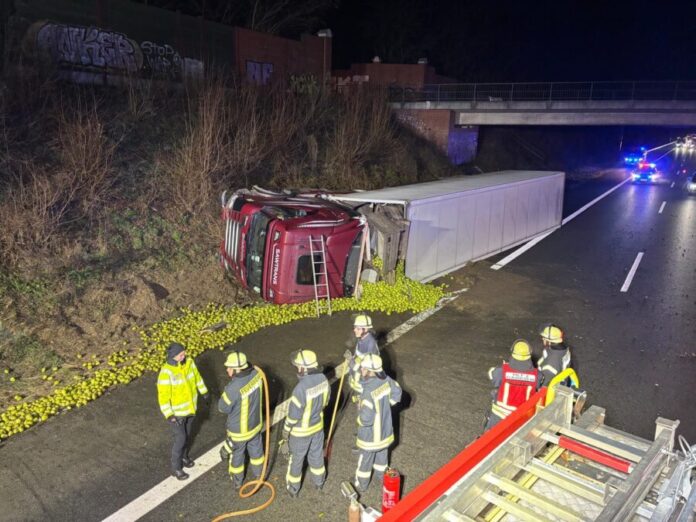 Lkw verunglückt auf BAB A2