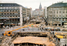 Als Hannover Fahrt aufnahm: Zweite Auflage zum Jubiläum von Stadtbahn und U-Bahn-Bau erschienen U-Bahn-Baustelle auf Ernst-August-Platz