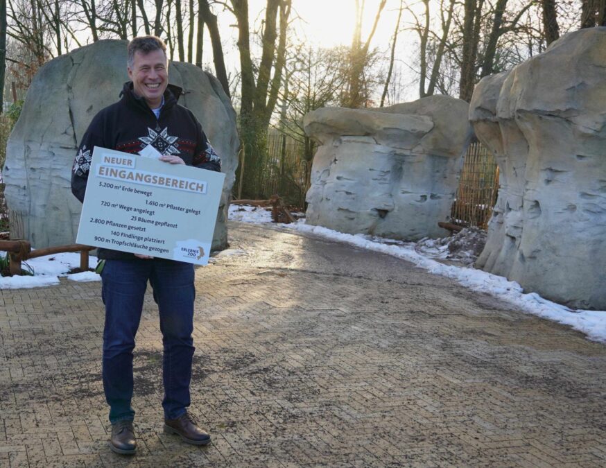 zoo-geschäftsführer andreas m. casdorff stellt die zahlen des neuen eingangsbereiches vor