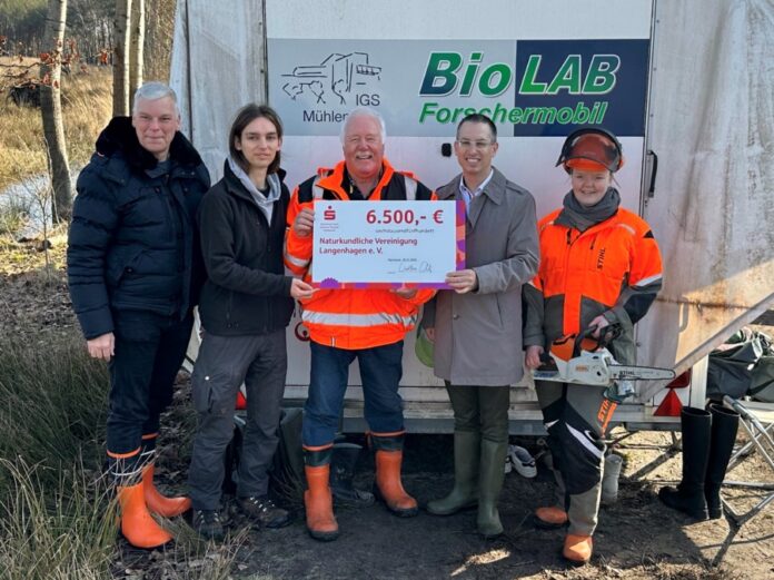Sparkasse Hannover unterstützt Moorprojekttage mit 6.500 Euro Sparkasse Hannover unterstützt Moorprojekttage in Langenhagen mit 6.500 Euro