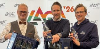 Die Partnerschaft ist im Kasten: Landesgartenschau-Geschäftsführer Benjamin Lotz (von links), Dennis Kayser, Nationaler Verkaufsleiter von VILSA und VILSA-Gebietsverkaufsleiter Klaus Käppler gehen Kooperation ein.