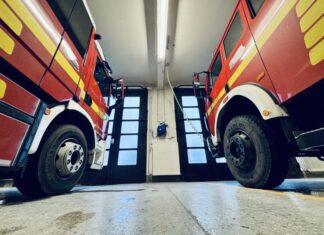feuerwehrfahrzeuge / stadtfeuerwehr wunstorf